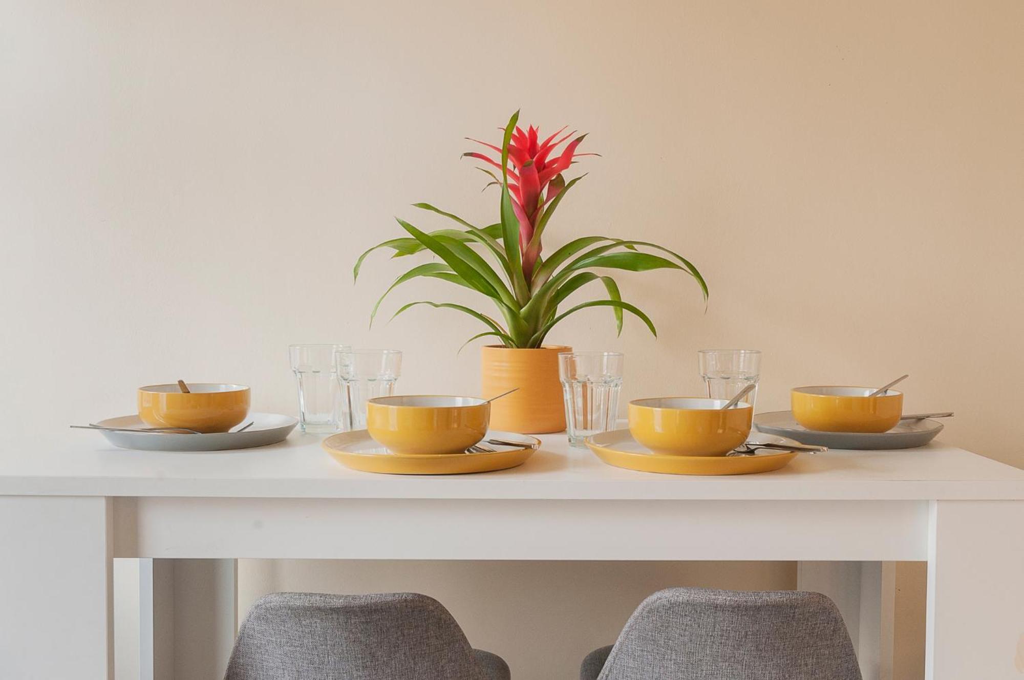 2 Bed Property, Sleeps 5, Free Parking, Near City Centre EDI Buitenkant foto