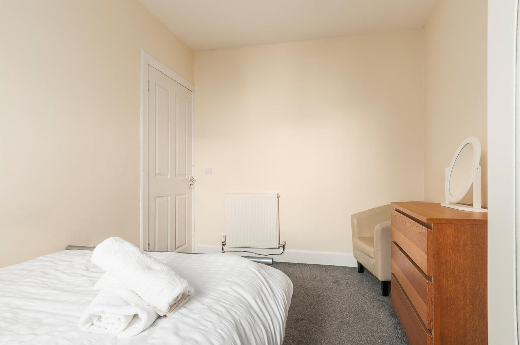 2 Bed Property, Sleeps 5, Free Parking, Near City Centre EDI Buitenkant foto